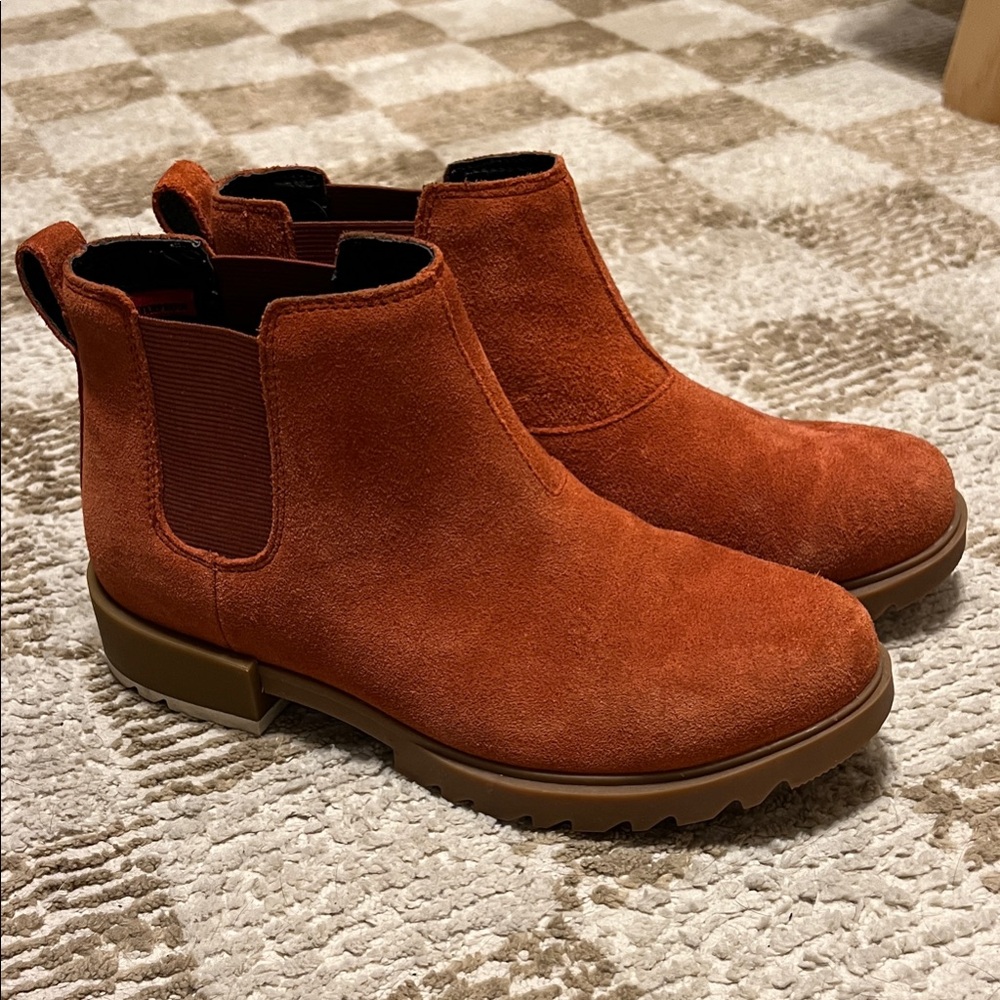 Sorel Women's Rust Suede Ankle Boots